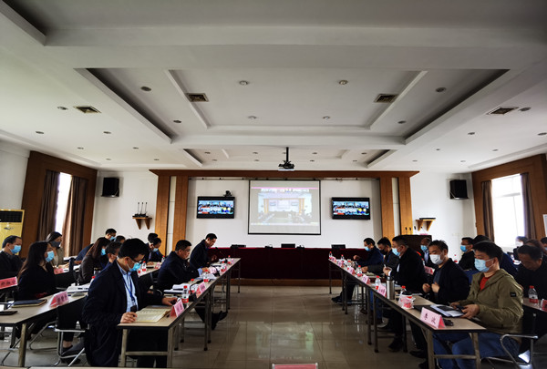 海利集團(tuán),長沙殺蟲劑,長沙光氣衍生物,長沙氨基酸保護(hù)劑,長沙鋰離子電池材料 海利集團(tuán),長沙殺蟲劑,長沙光氣衍生物,長沙氨基酸保護(hù)劑,長沙鋰離子電池材料